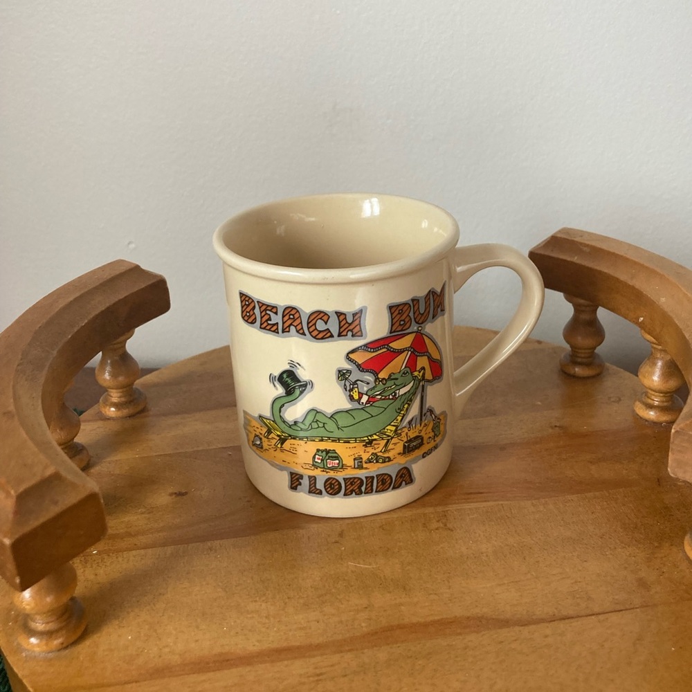 Vintage Florida “beach bum” alligator mug